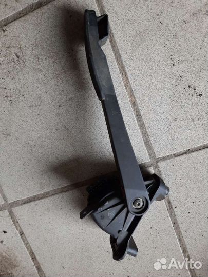 Педаль газа volvo s80 1998 г.в. 2.9