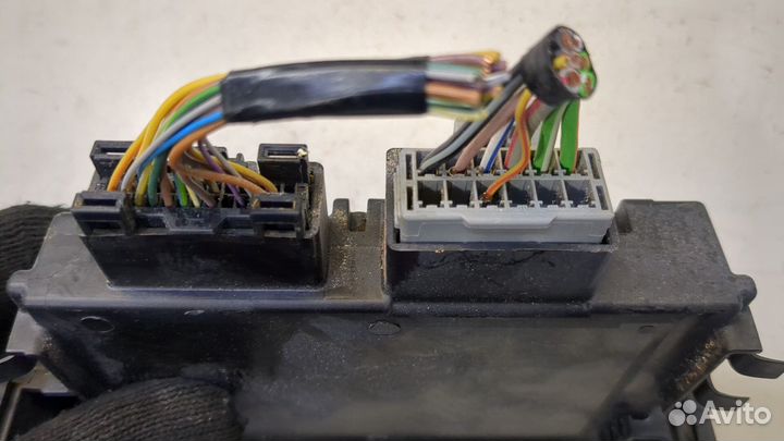 Блок управления дверьми Ford Explorer