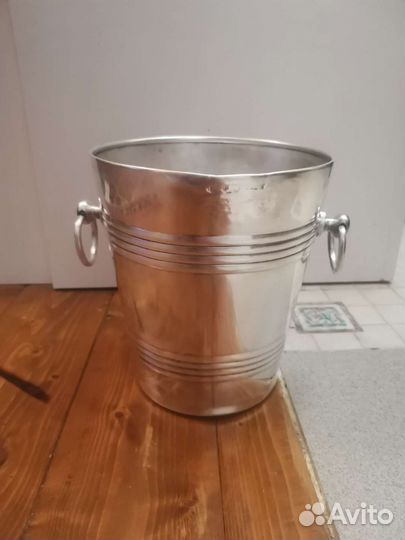Ведро для шампанского