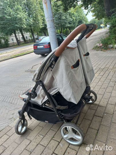 Коляска для двоих