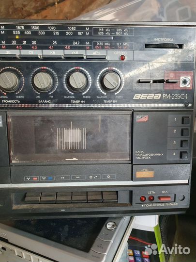 Кассетная магнитола Вега