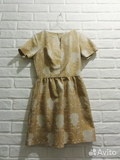 Нарядное платье