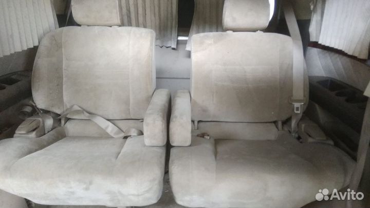 Сиденья комплект на toyota alphard MNH15