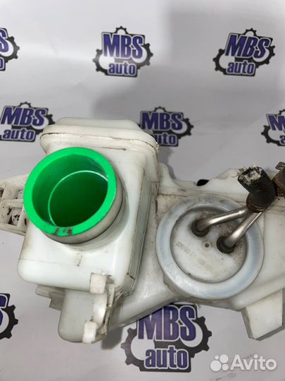 Бачок омывателя передний Mercedes-Benz GLC-Класс