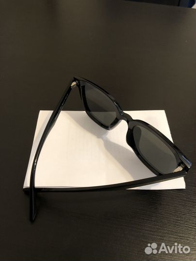 Солнцезащитные очки