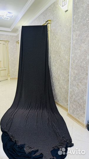 Блестящая ткань