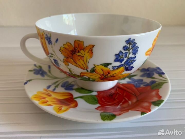 Чайная пара, заварочный чайник, сахарница, чашки