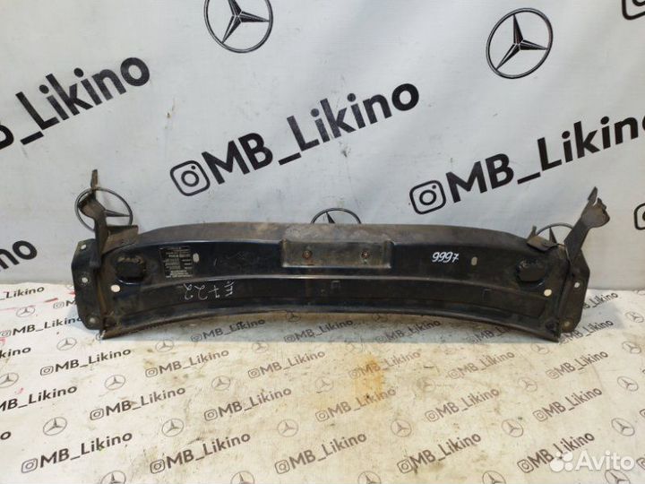 Панель передняя верхняя Mercedes Ml W164