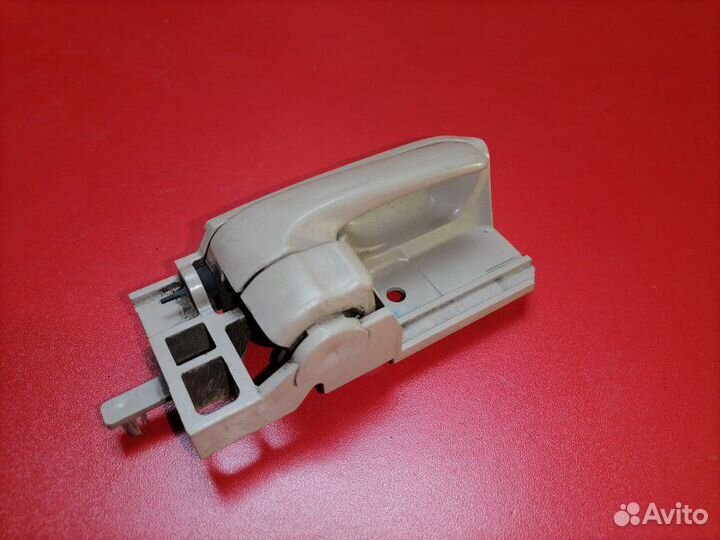 Ручка двери внутренняя правая Toyota Corolla Runx