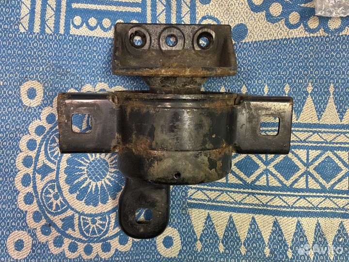 Опора двигателя правая Шевроле Авео Т250