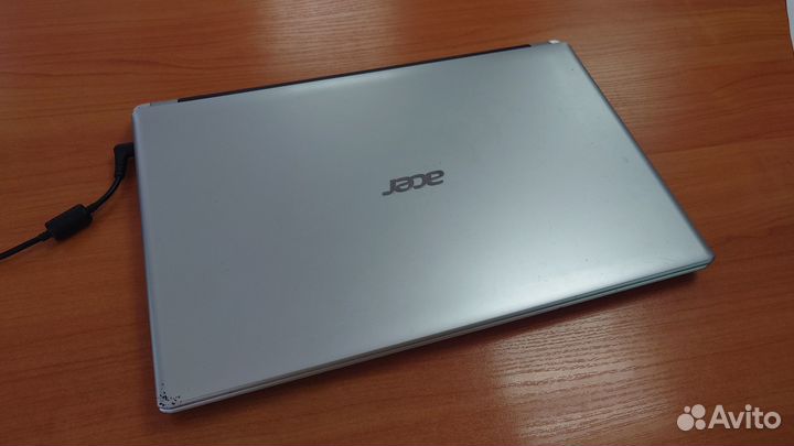 Ноутбук Acer Aspire V5-571