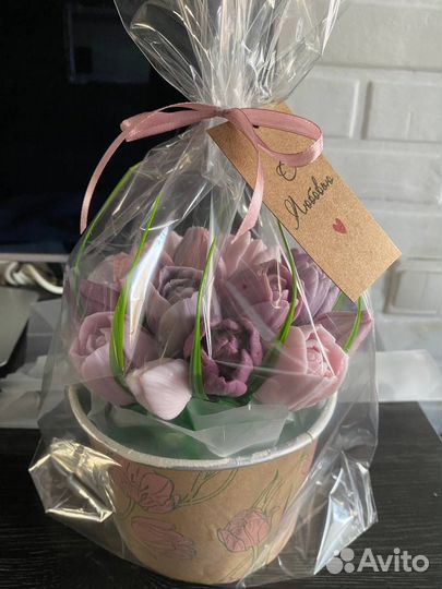 Подарок на 8 марта. Мыло в виде букета Тюльпанов