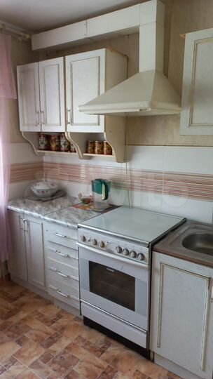 3-к. квартира, 59 м², 4/4 эт.