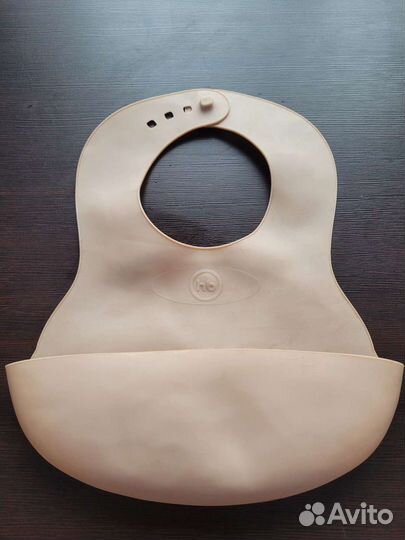 Нагрудник силиконовый