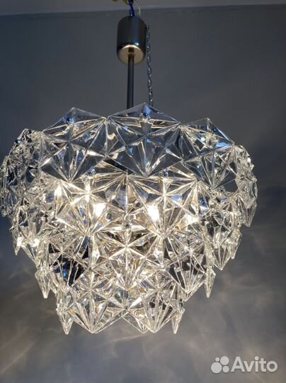 Хрустальная люстра 