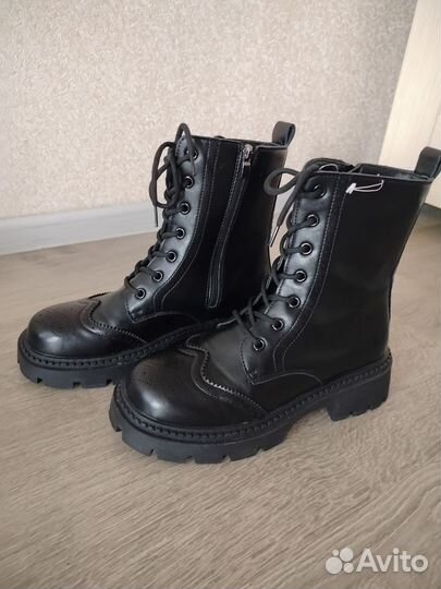 Женские демисезонные ботинки 39-40 р