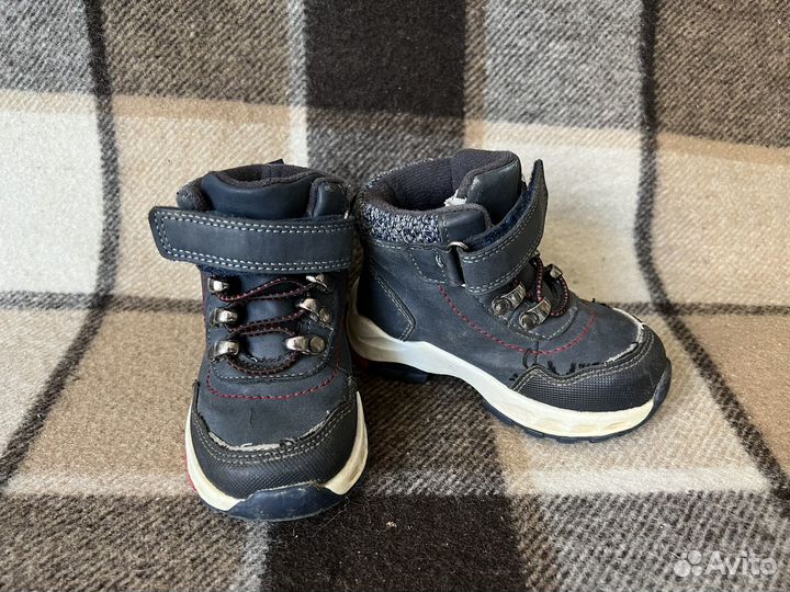 Ботинки демисезонные 22 размер tombi