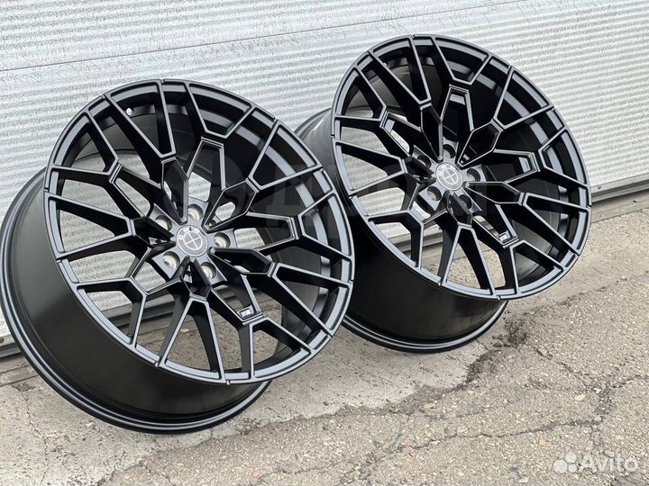 Новые разно широкие черные диски BMW R19 5x112