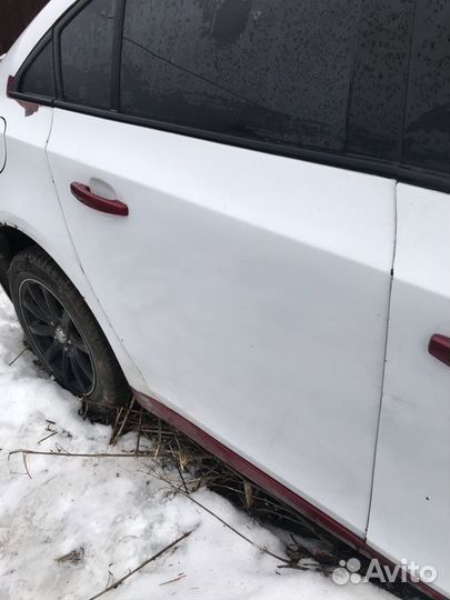 Chevrolet Cruze Задняя правая дверь