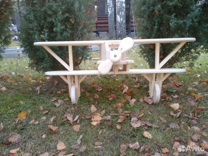 Фото реквизиты Деревянный самолёт большой