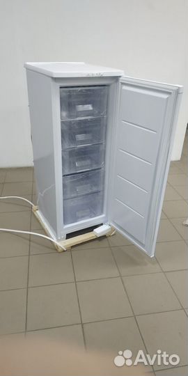 Морозильник Бирюса 114