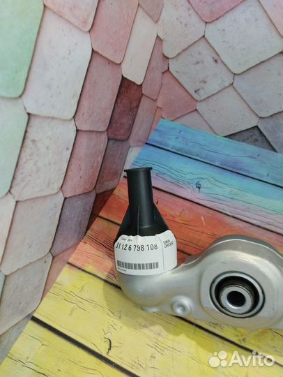 Рычаг правый нижний поперечный BMW F01 F02 GT F07