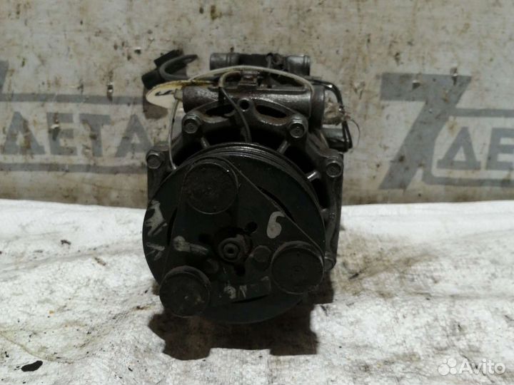 Компрессор кондиционера Mitsubishi Lancer Cedia