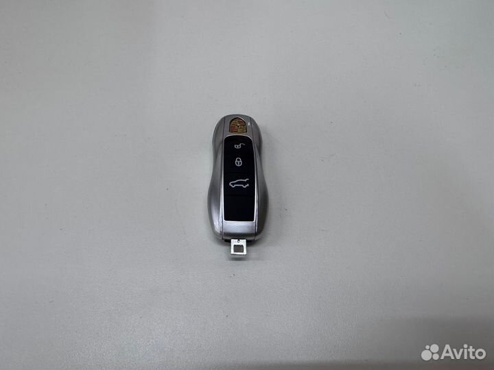 Серебрянный корпус ключа Porsche + центр + кнопки