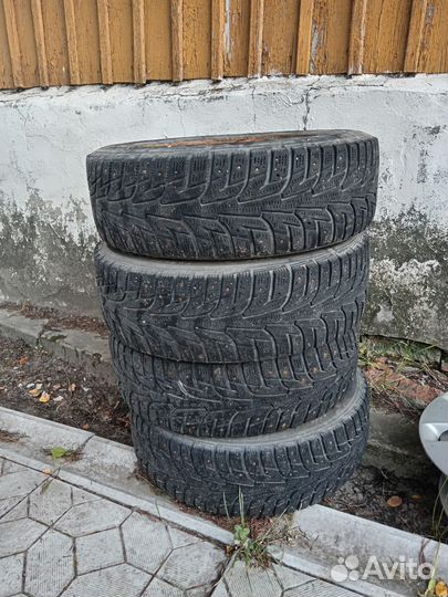 Резина зимняя на сезон