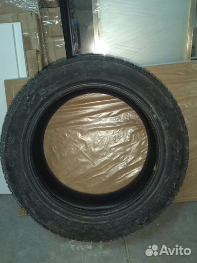 Шины зимние 215 55 17