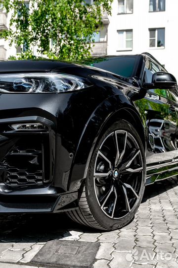 Юбка переднего бампера с элероном GRT на BMW X7