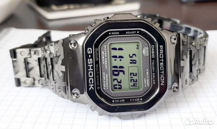 Часы Casio G-Shock GMW-B5000EH-1