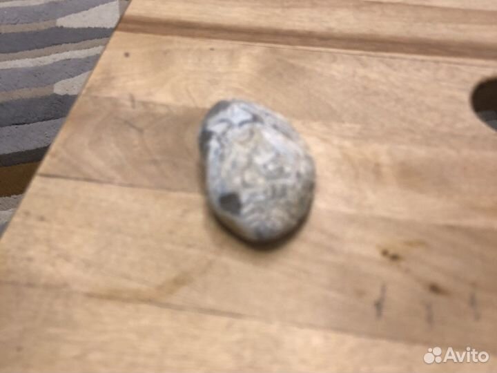 Камень с рисунками