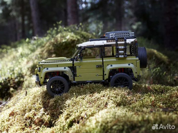 Конструктор Technic Land Rover Defender