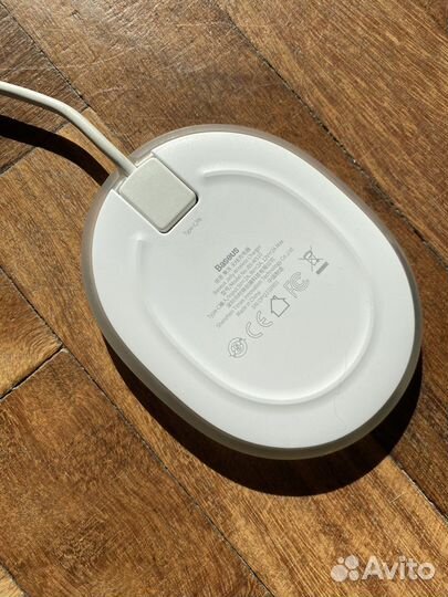 Беспроводная зарядка Baseus