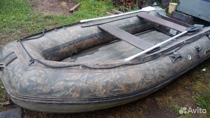 Продам лодку Solar 380. (с тоннелем)