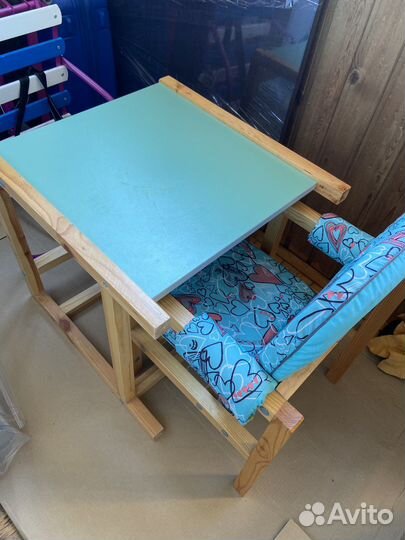 Детский стол и стул