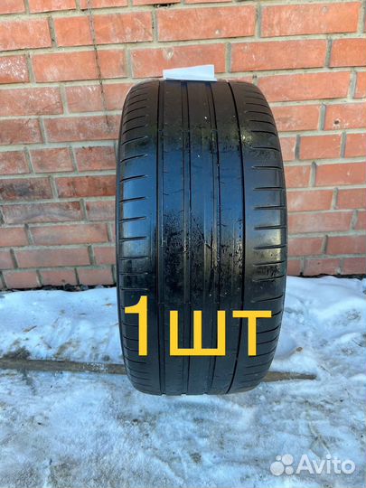 Pirelli P Zero 255/35 R19