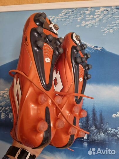 Футбольные бутсы