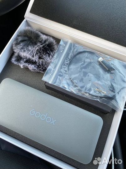 Петличная радиосистема Godox MoveLink M2