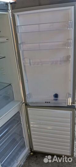 Холодильник бу whirlpool