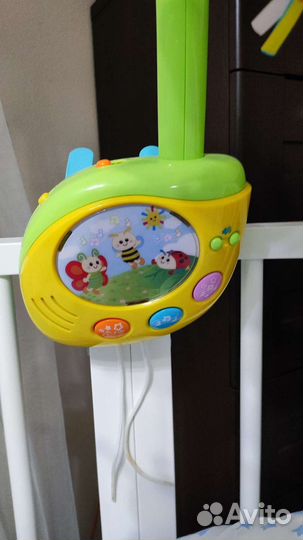 Музыкальный мобиль на кроватку