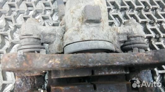 Суппорт тормозной задний правый toyota corolla E12