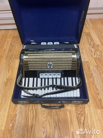 Аккордеон Weltmeister Festival 3/4 60-ые года