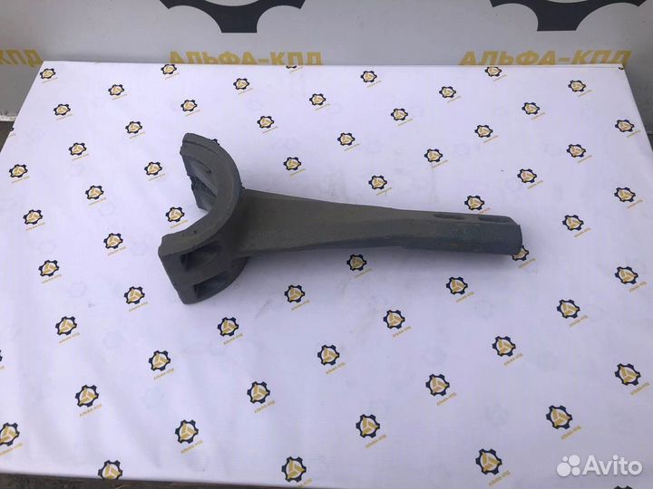 Рычаг центральный бетоносмесителя JS1500