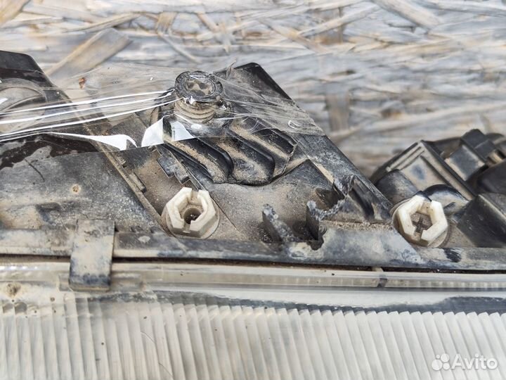 Фара правая Mercedes W220 рестайлинг Биксенон