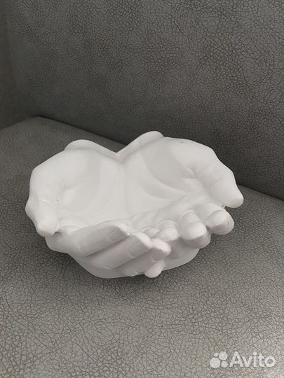 Гипсовая подставка руки