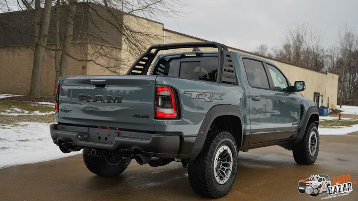 Тюнинг на авто Доводчики на двери Dodge RAM TRX