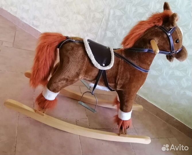 Лошадь качалка