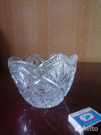 Хрустальная конфетница или салатник 
